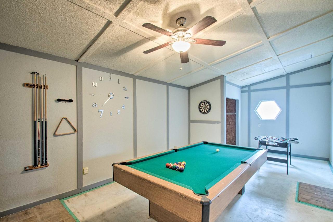 2-Story Pensacola Home With Game Room And Private Yard Eksteriør billede